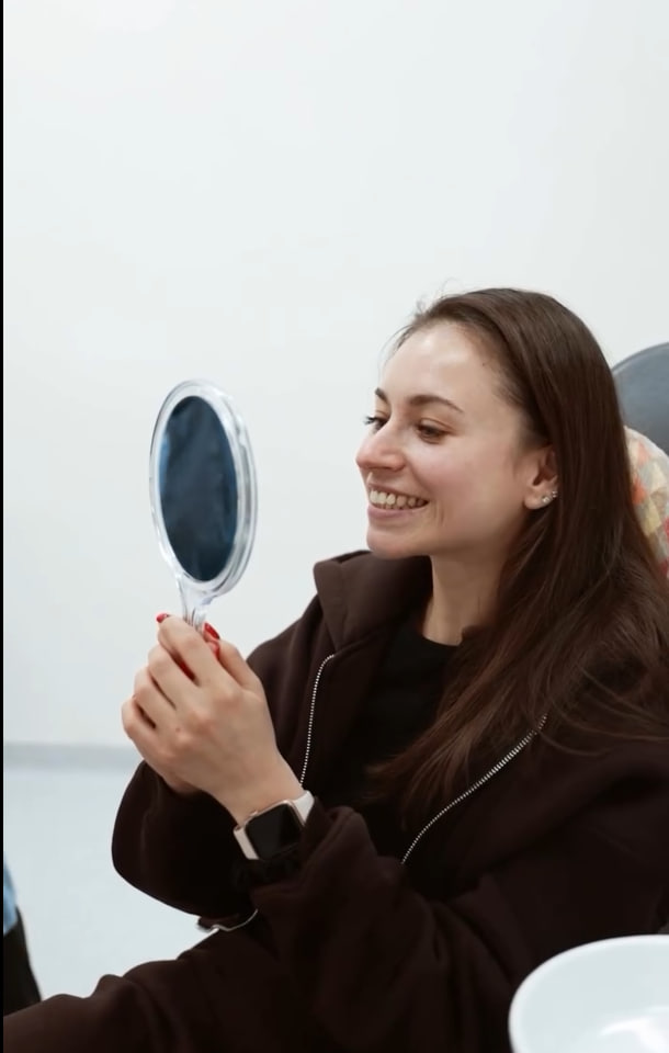 Свіжість, яку відчуваєш: 5 причин записатися на комплексну чистку зубів вже сьогодні